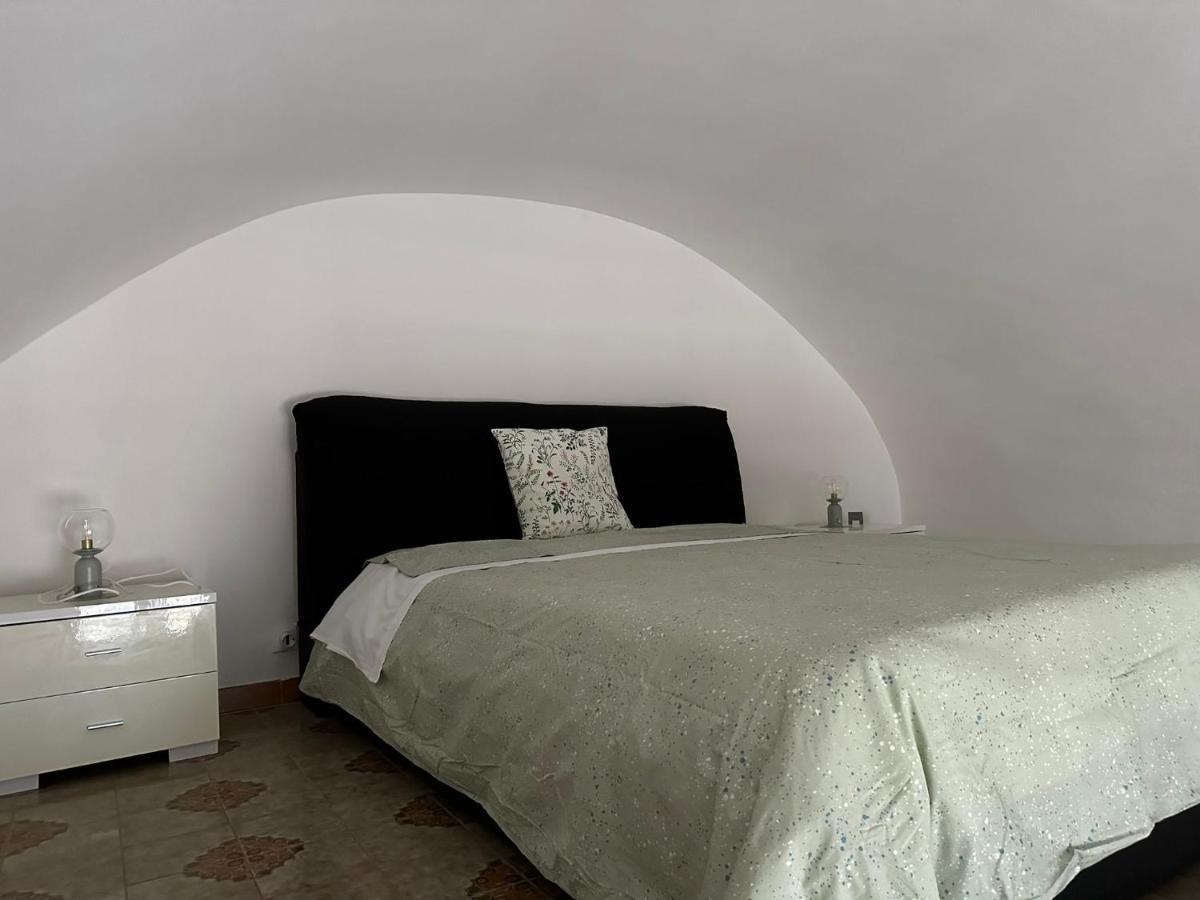 Appartamento La Finestra Sul Duomo Gaeta Esterno foto