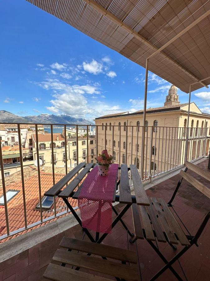 Appartamento La Finestra Sul Duomo Gaeta Esterno foto