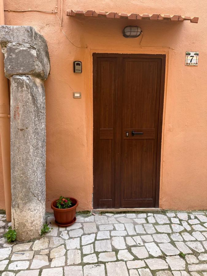 Appartamento La Finestra Sul Duomo Gaeta Esterno foto